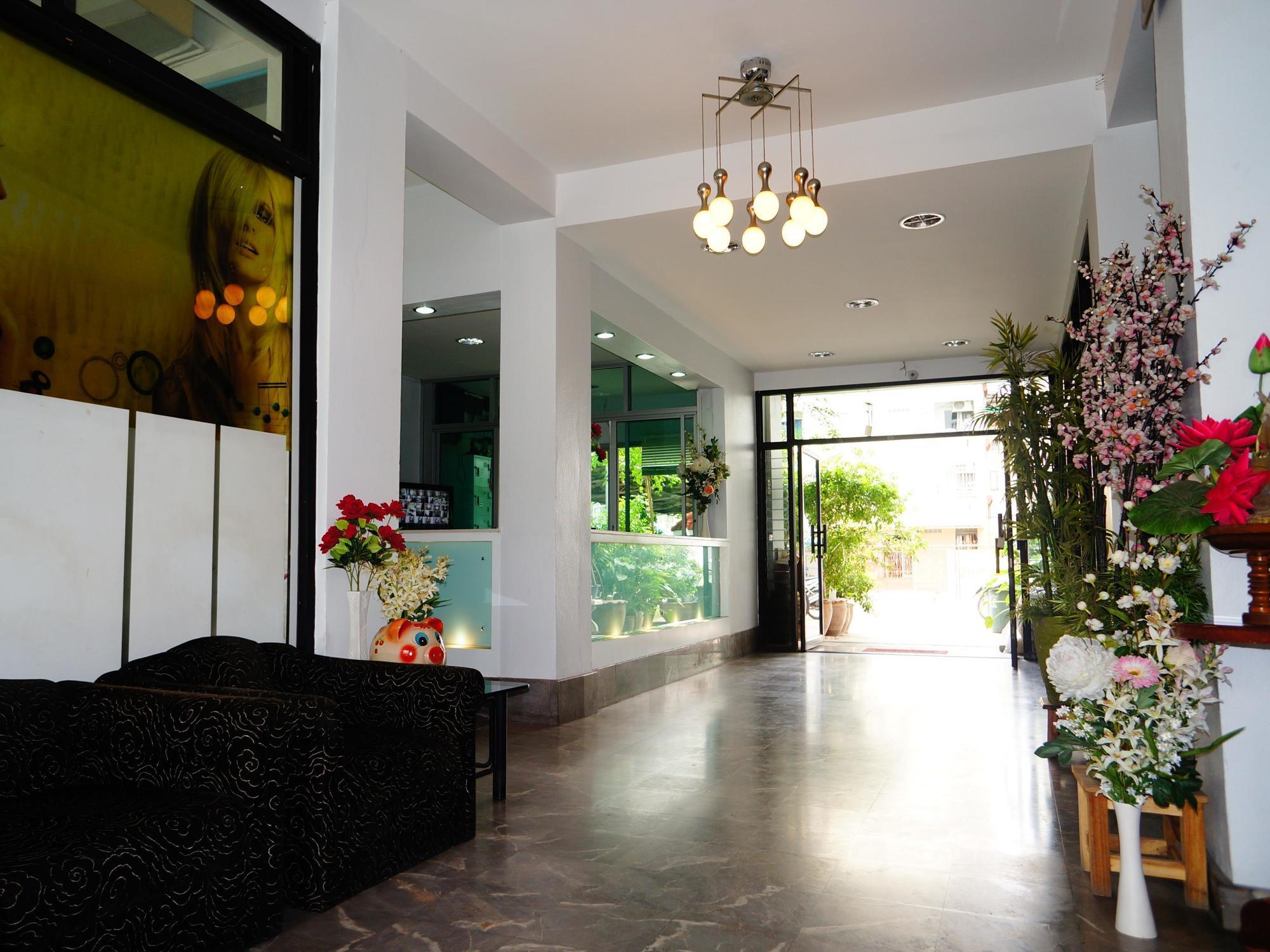 Aparthotel Baan Kaew Mansion Bangkok Exteriér fotografie